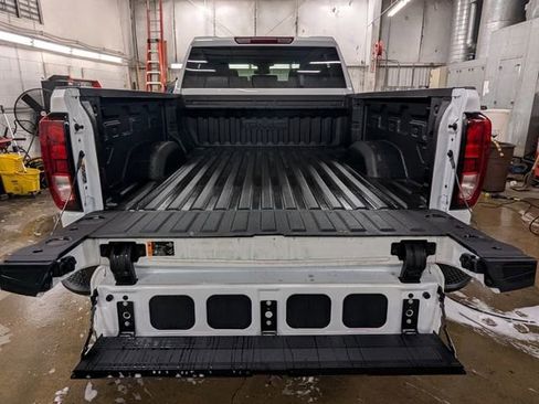 New 2026 GMC Sierra 2500 SLE w/ SLE Value Package; image 4