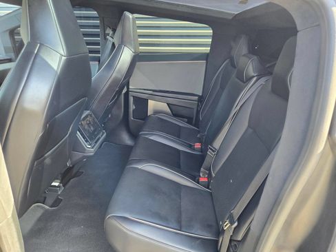 Used 2024 Tesla Cybertruck Cyberbeast AWD/4WD image 11