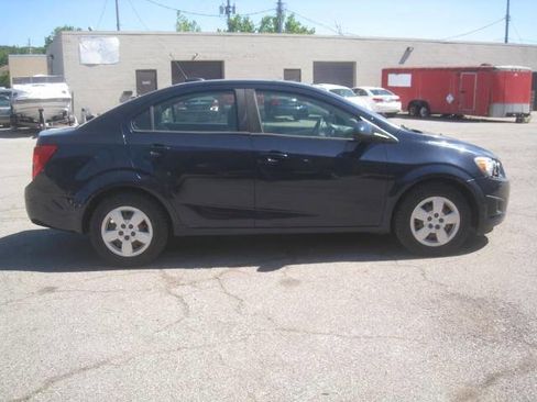 Used 2015 Chevrolet Sonic LS FWD image 4