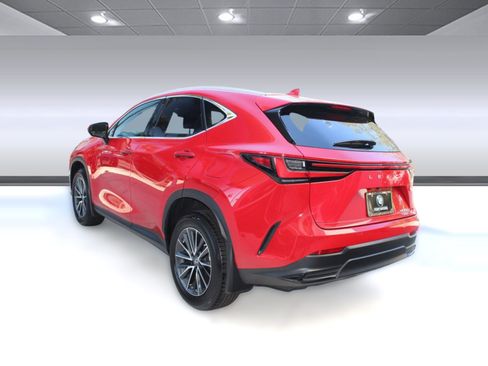 Used 2022 Lexus NX 350 AWD image 3