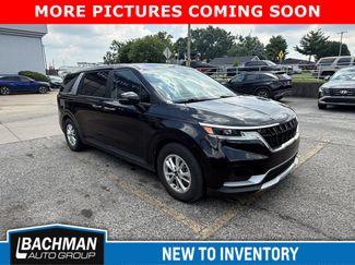 Used 2024 Kia Carnival LX FWD video 2