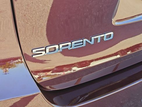 Used 2020 Kia Sorento EX FWD image 31