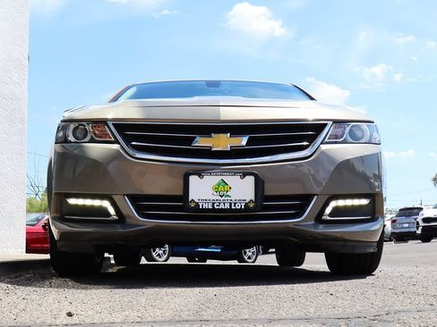 Used 2019 Chevrolet Impala Premier FWD image 17