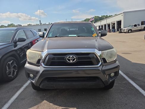 Used 2012 Toyota Tacoma PreRunner w/ SR5 Pkg RWD image 9