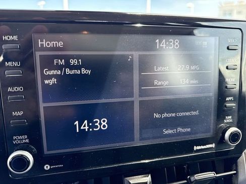 Used 2022 Toyota Corolla LE FWD image 18