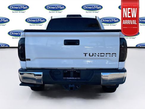 Used 2017 Toyota Tundra SR5 w/ SR5 Upgrade Package image 7