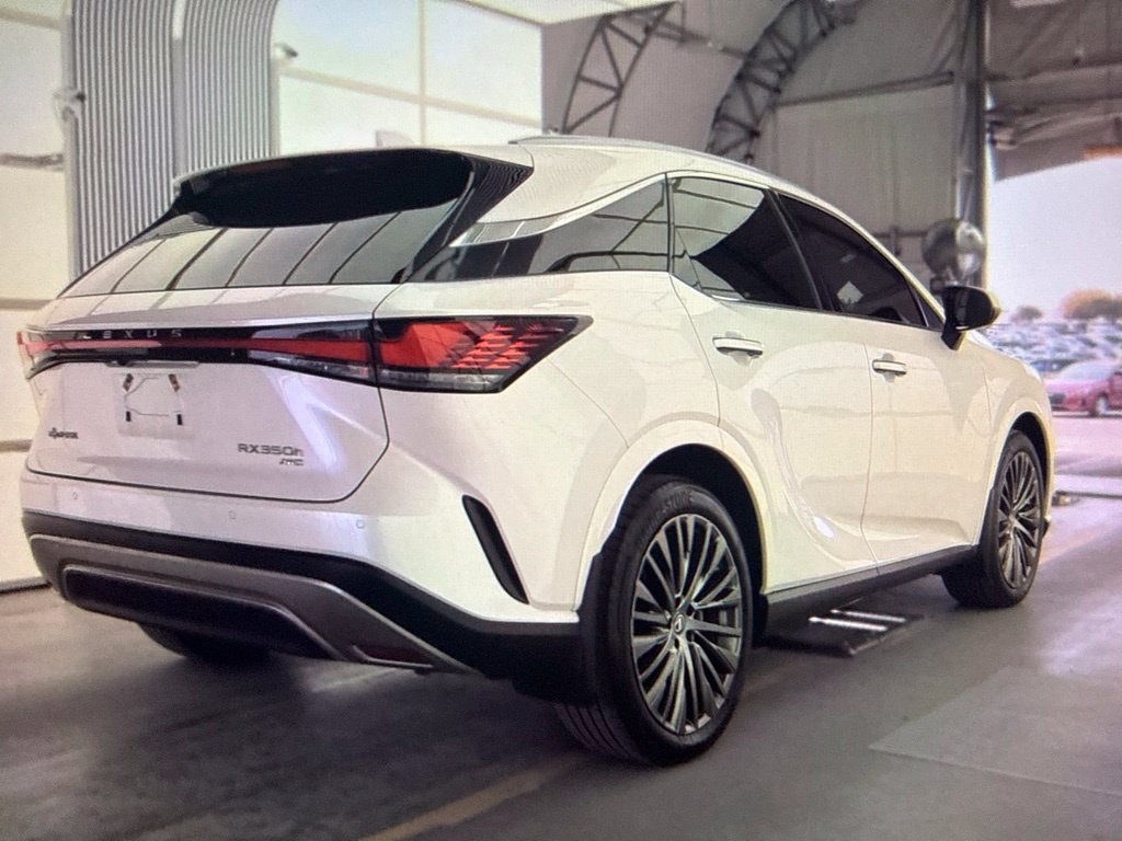 Used 2024 Lexus RX 350 w/ Convenience Package AWD/4WD image 2