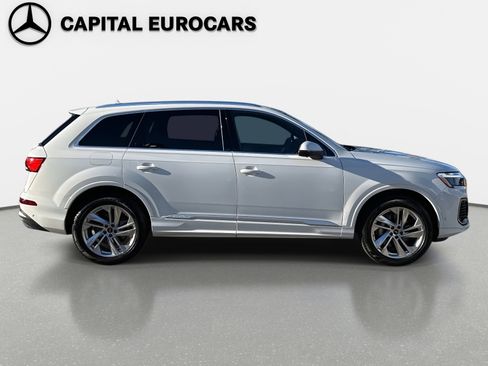 Used 2025 Audi Q7 3.0T Premium Plus AWD/4WD image 5