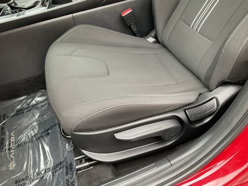 Used 2023 Hyundai Elantra SEL w/ Convenience Package FWD image 26