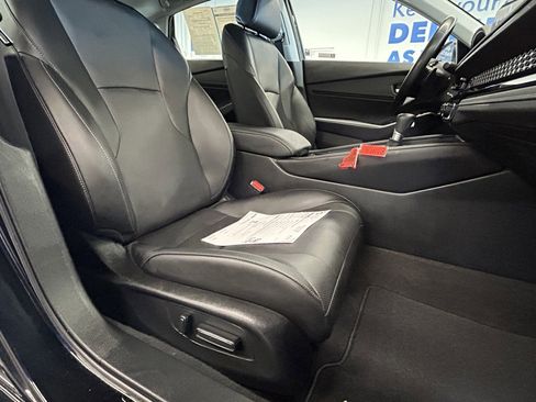 Used 2023 Honda Accord Touring image 18