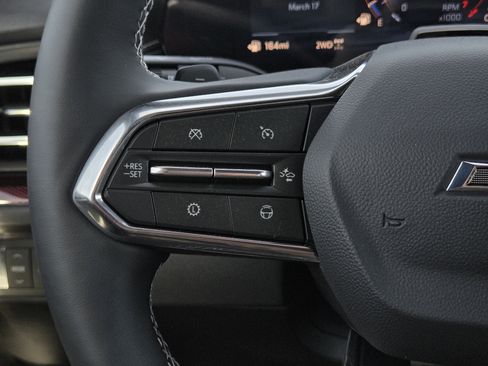 New 2026 Chevrolet Traverse Z71 w/ Enhanced Driving Package image 10