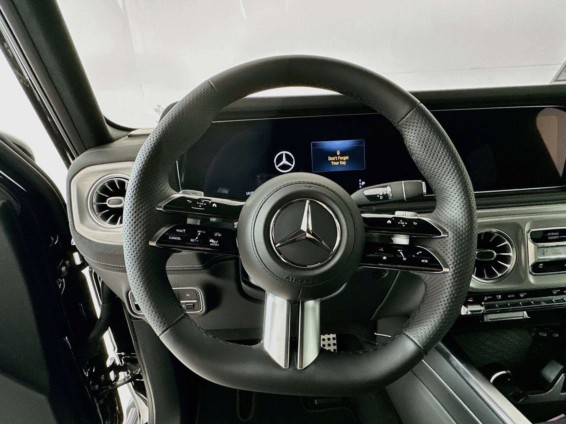 New 2027 Mercedes-Benz G 580 e image 12