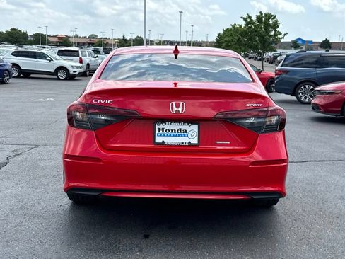 Used 2025 Honda Civic Sport image 6