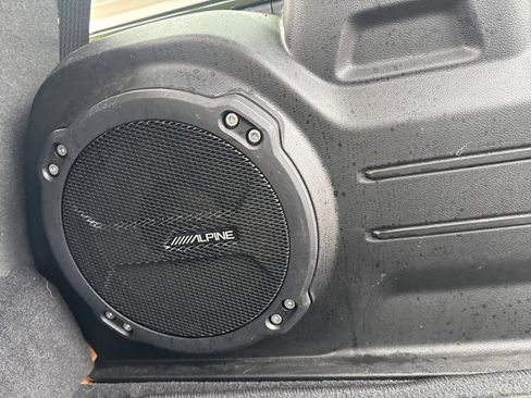 Used 2021 Jeep Wrangler Unlimited Sahara w/ Cold Weather Group image 18