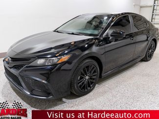 Used 2021 Toyota Camry SE FWD video 2