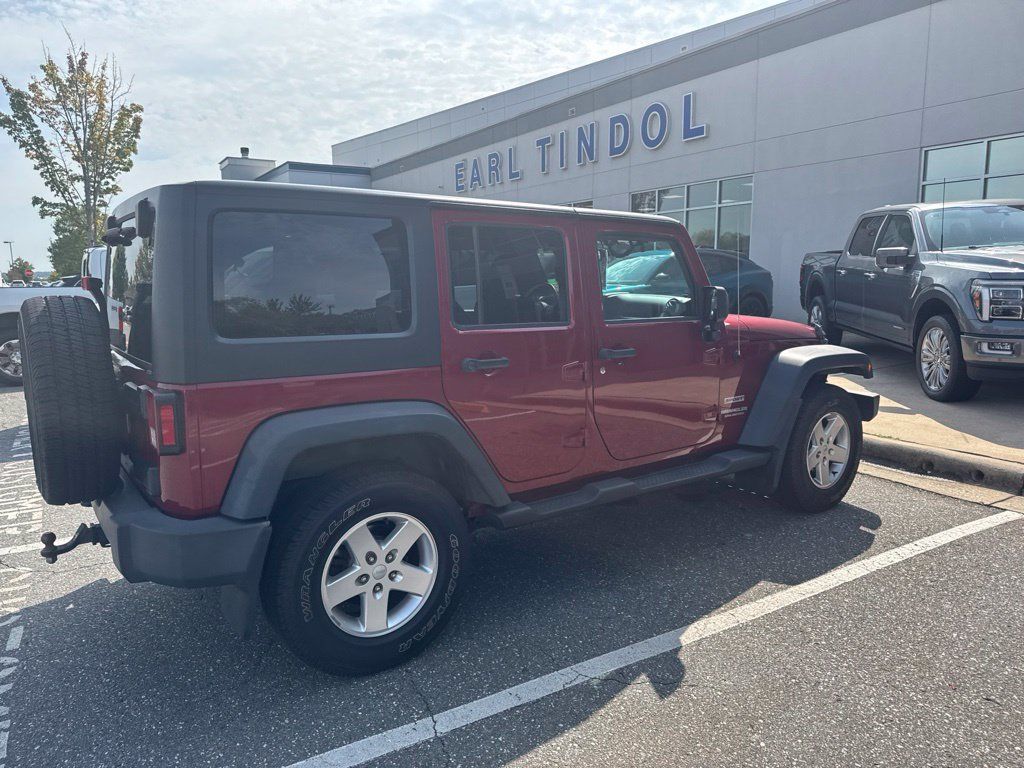Used 2013 Jeep Wrangler Unlimited Sport AWD/4WD image 7