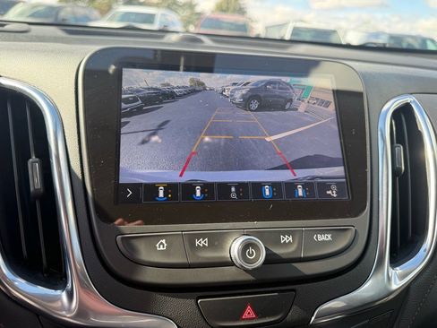 Used 2021 Chevrolet Equinox Premier image 26