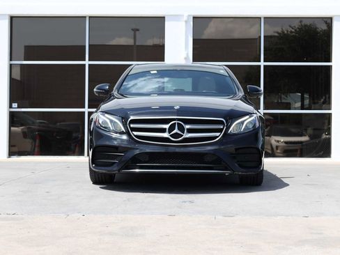 Used 2019 Mercedes-Benz E 450 4MATIC Sedan image 5