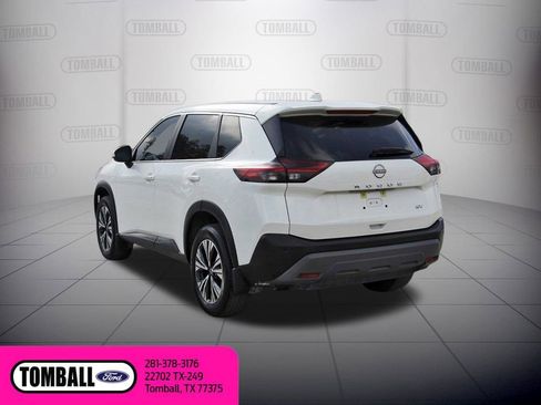 Used 2023 Nissan Rogue SV FWD image 5