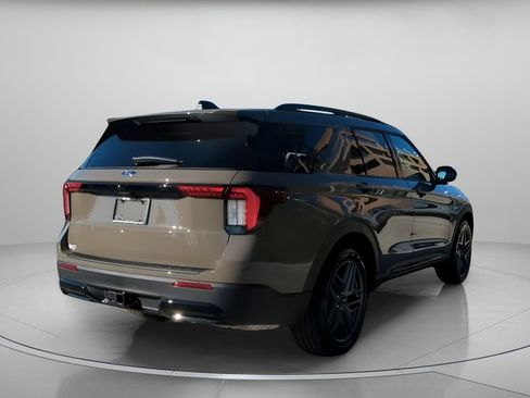 New 2026 Ford Explorer ST-Line w/ ST-Line Street Pack image 29