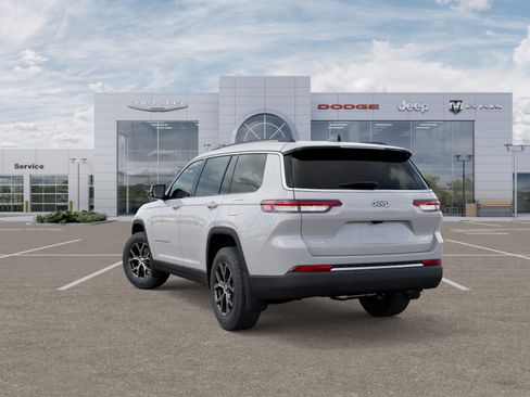 New 2025 Jeep Grand Cherokee L Limited image 4