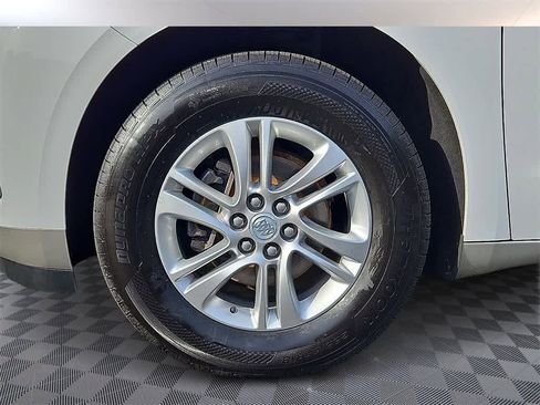 Used 2020 Buick Enclave Essence w/ Sound and Sites Package image 7