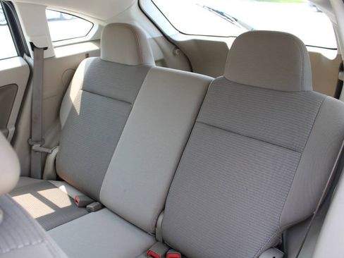 Used 2009 Dodge Caliber SXT FWD image 17