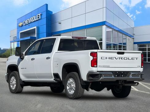 New 2026 Chevrolet Silverado 2500 LTZ w/ LTZ Premium Package AWD/4WD image 5