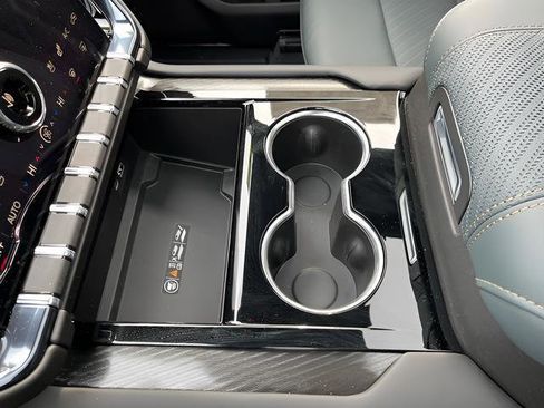 New 2026 GMC Yukon AT4 w/ LPO, Floor Liner Package image 21