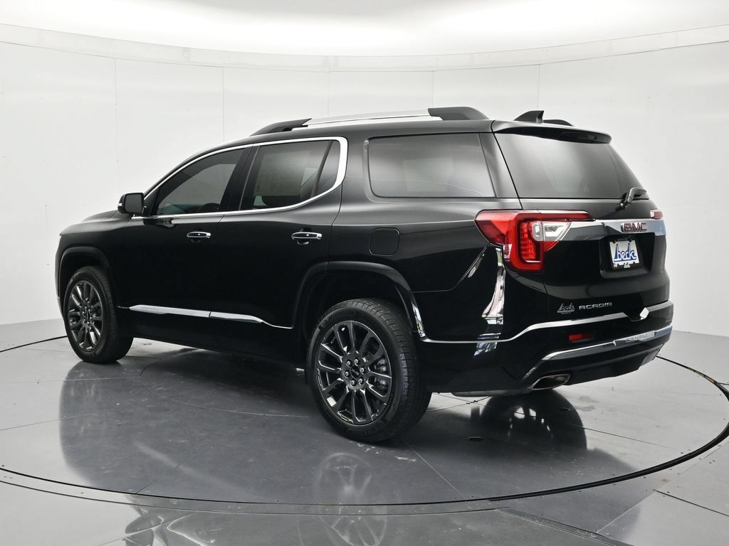 Certified 2023 GMC Acadia Denali w/ Black Diamond Edition FWD image 7