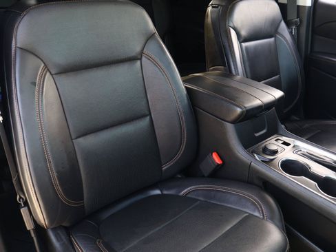 Used 2018 Chevrolet Traverse Premier w/ Redline Edition FWD image 18
