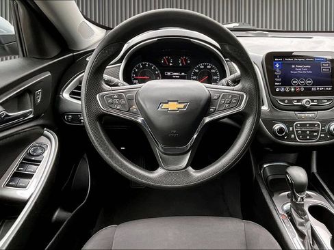 Used 2024 Chevrolet Malibu LT FWD image 6