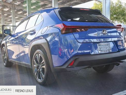 Certified 2024 Lexus UX 250h FWD image 4