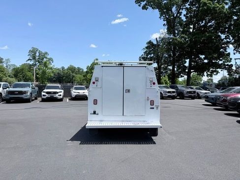 Used 2019 Ford E-350 and Econoline 350 Super Duty w/ Power Windows & Locks Group RWD image 7