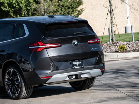New 2026 BMW X3 xDrive30 w/ Premium Package image 6