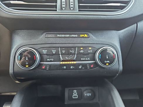 Certified 2024 Ford Escape Active w/ Cold Weather Package FWD image 22