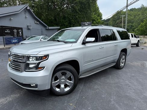 Used 2015 Chevrolet Suburban LTZ AWD/4WD image 19