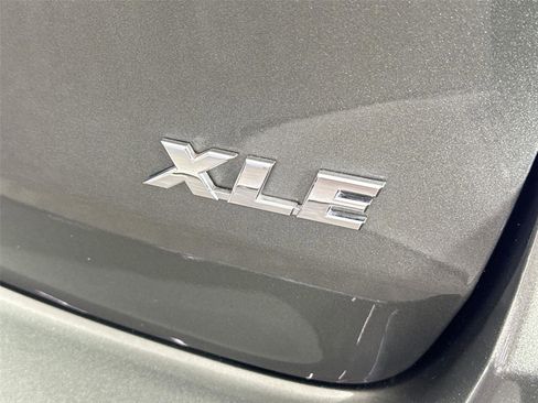 Used 2017 Toyota Highlander XLE FWD image 15