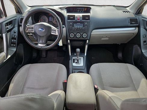 Used 2015 Subaru Forester 2.5i Limited image 16