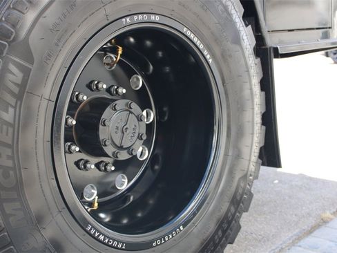 Used 2024 Ford F550 4x4 Crew Cab Super Duty image 14