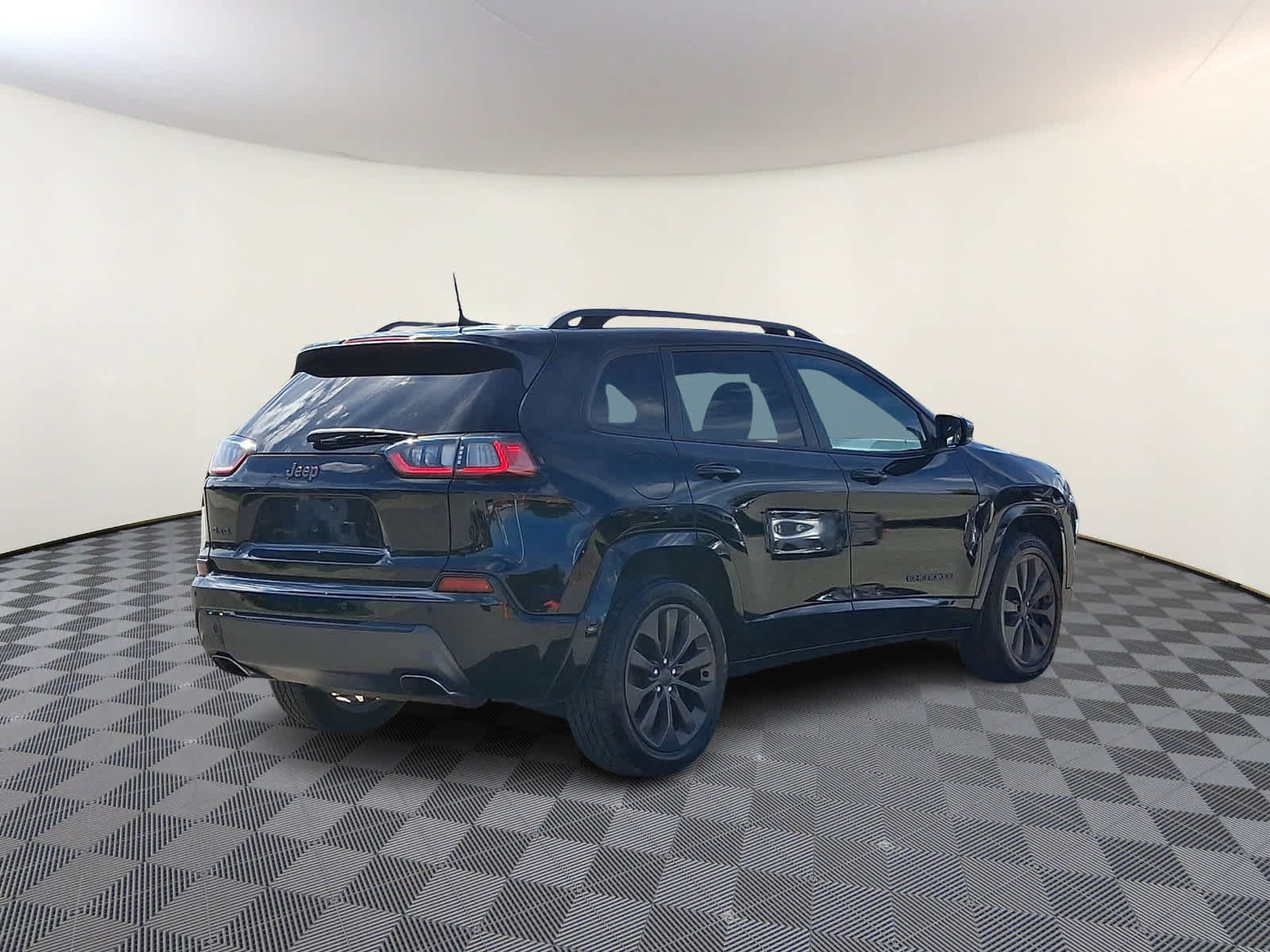 Used 2020 Jeep Cherokee High Altitude AWD/4WD image 5