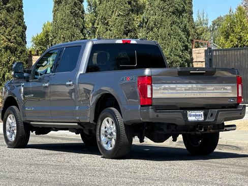 Used 2022 Ford F350 Platinum AWD/4WD image 6