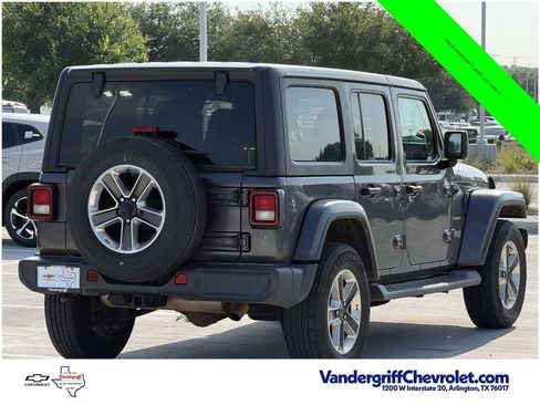 Used 2023 Jeep Wrangler Unlimited Sahara w/ Cold Weather Group AWD/4WD image 4