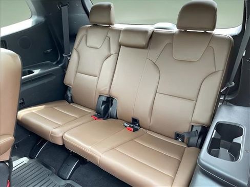 Used 2022 Kia Telluride SX w/ SX Prestige Package AWD/4WD image 13