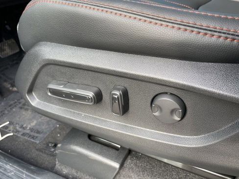 New 2025 Honda Pilot TrailSport image 9