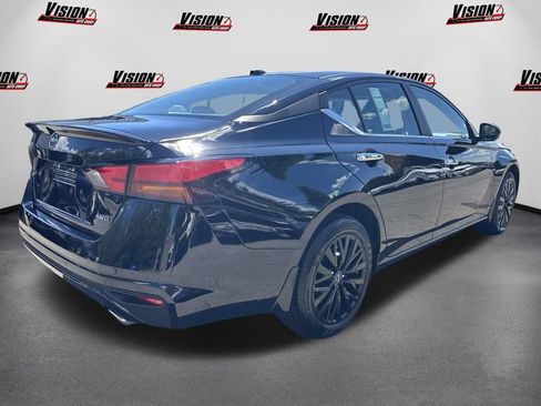 Certified 2025 Nissan Altima 2.5 SV w/ SV Special Edition Package AWD/4WD image 5