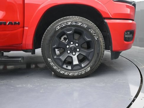 Used 2025 RAM 1500 Big Horn AWD/4WD image 40