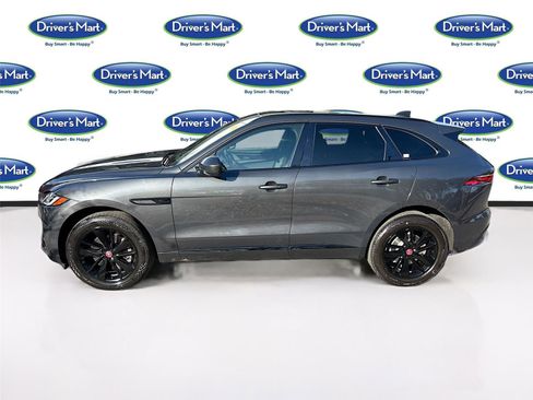 Used 2023 Jaguar F-PACE R-Dynamic S image 4