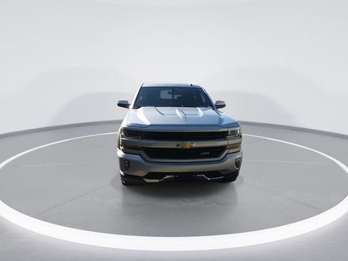 Used 2018 Chevrolet Silverado 1500 LT w/ All Star Edition AWD/4WD image 3