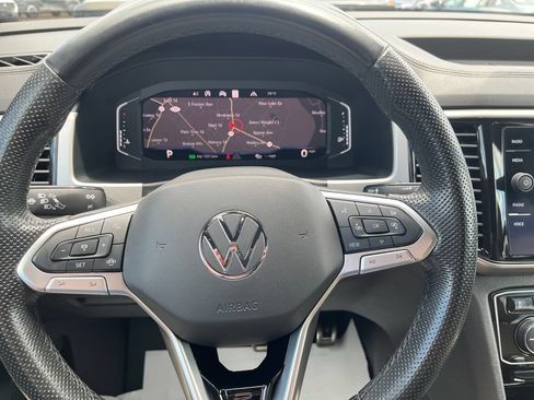 Used 2020 Volkswagen Atlas Cross Sport SEL R-Line AWD/4WD image 14